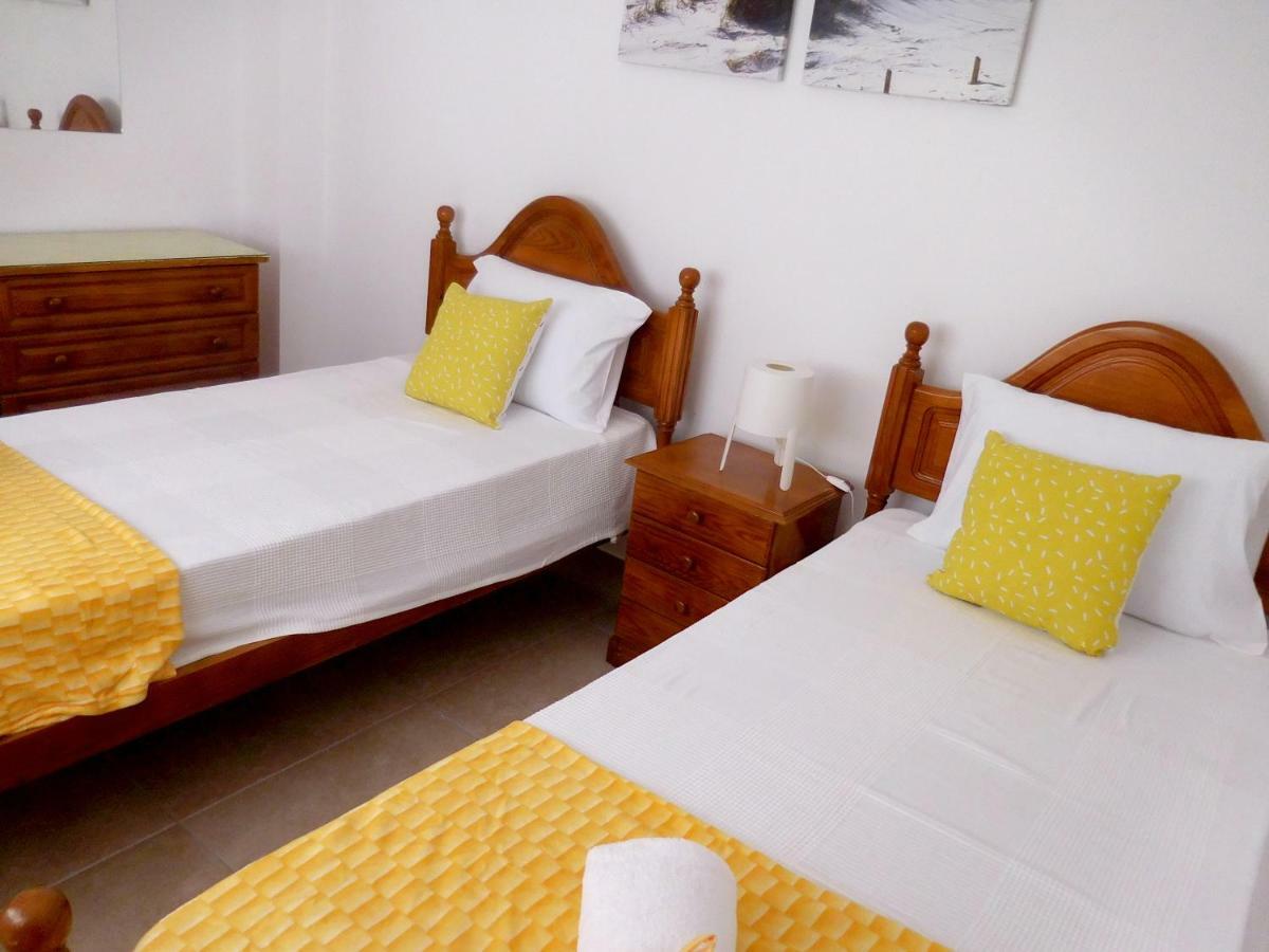 Casa Amarela Vakantiehuis Pêra
